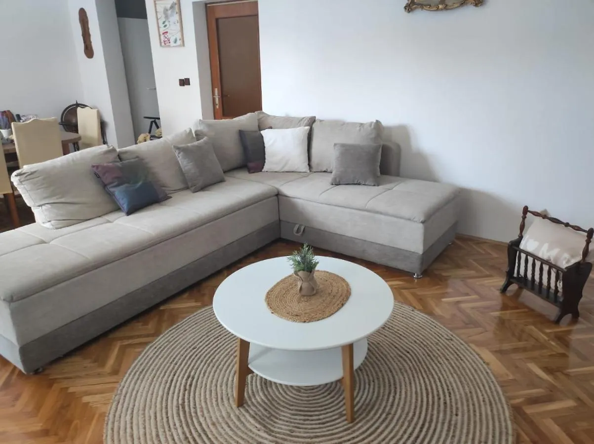 Apartment Olive II Kastela