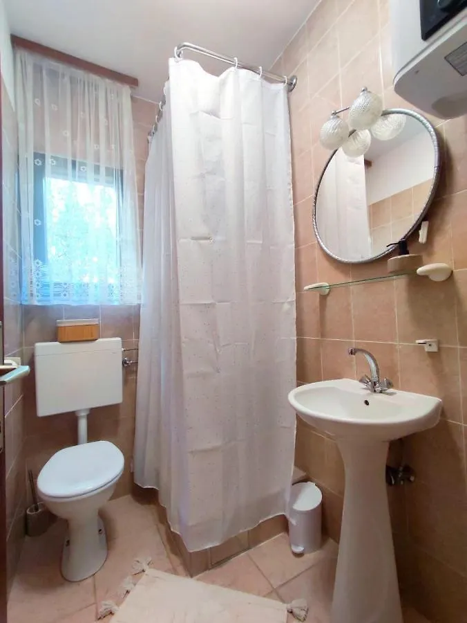 Apartment Olive II Kastela 0*,  Croatia